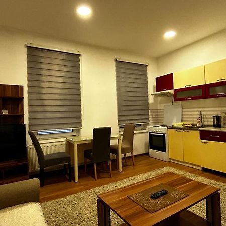 Apartmani Venci Travnik Bagian luar foto