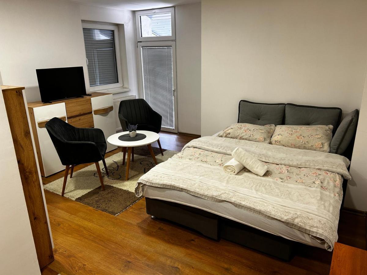 Apartmani Venci Travnik Bagian luar foto